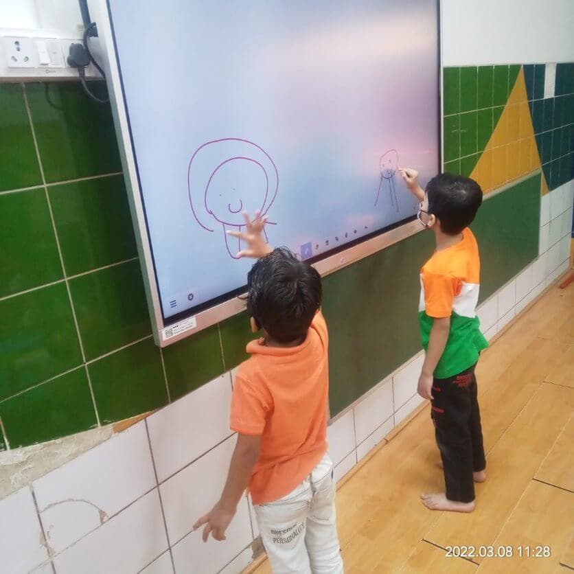Little-Aryans-orienting-parents-3-1.jpg